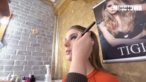 Макияж Егора Андрюшина в кавказском треш-салоне / Отвечаю на вопросы / Треш-обзор салона красоты