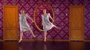 Танцы: Анастасия и Виктория Михайлец (Psapp – needle and thread) (выпуск 10)