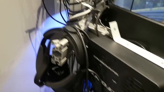 Beyond the webcam | Rig Tour December 2019 смотреть онлайн