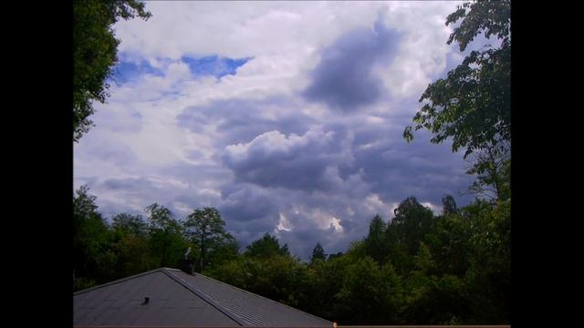 Timelapse. Озеро  облака.