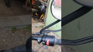 мот. Урал цвет хаки