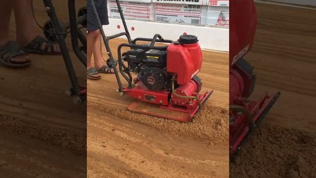 Виброплита 120 кг, проливаем-трамбуем смотреть онлайн