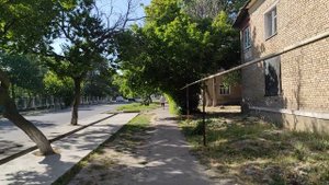 Ангрен. улица Лумумбы(Эргашева) до Гафура Гуляма