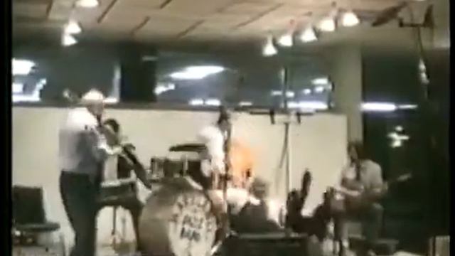 Клёвое видео скачанное мною с какогото сайта смотреть онлайн