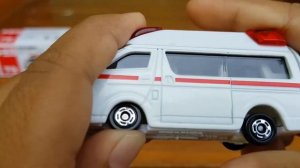 Tomica - Takara Tomy 79 - Toyota Himedic Car
