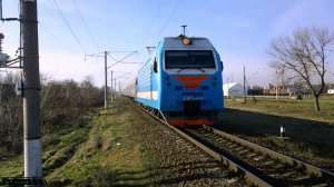 ЭП1М-441 с перегоняемыми вагонами