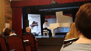 Петр Пироженко 13 лет. Мошковский Этюд Фа мажор