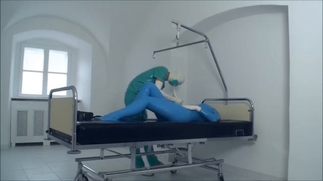 LATEX клиника смотреть онлайн