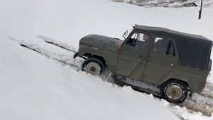 Какая Машина Лучше по снегу? УАЗ или Нива #Тюнинг | #Niva vs #Uaz avto tuning