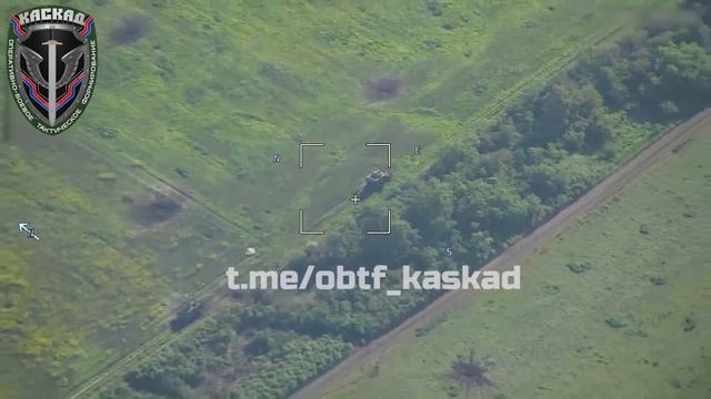 Эффектный результат уничтоженной техники ВСУ с применением БЛА и артиллерии бойцами ОБТФ Каскад смотреть онлайн