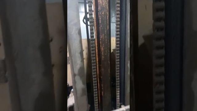 Если с погрузчика течёт масло-значит оно там есть)) #погрузчик #ремонт смотреть онлайн