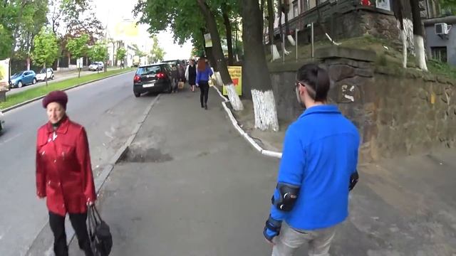 Скутер Inmotion со сдвоенным колесом на крутом подъеме смотреть онлайн