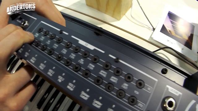 First Look at the Arturia MatrixBrute Synthesizer смотреть онлайн