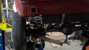 Выбивание полуоси на Ниве 1996 г.в. - ничего не помогает