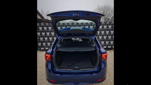 Toyota Avensis 1.8-as 2017-es. 142.000 km 6.390.000 ft