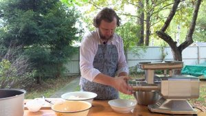 Обзор Керамических решеток на примере профессиональной мясорубки Gastrorag HM 22A/ Xozmarcet.ru