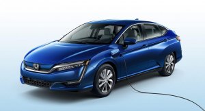 Honda Accord Plug-In Гибридный электрокар существует в двух вариантах - заряжаемый от сети.