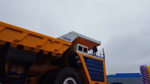 Белаз   75710