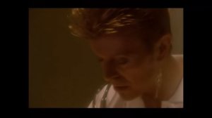 David Bowie - Hallo Spaceboy (Official Music Video) [HD Upgrade]