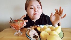 Мукбанг Скумбрия/Картошечка @sanosha_y_semya