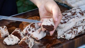 Жау-баур. Это вкуснее,чем мясо. Все, кто пробовали, просили рецепт. Цыганка готовит.