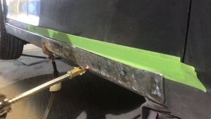 Выправляем пороги при кузовном ремонте