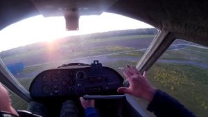Учебный полёт на самолёте Птенец-2 (сильный боковой ветер)