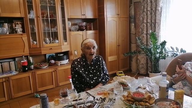 Бабушке 78 лет. Просто послушайте!! смотреть онлайн