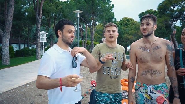 Каникулы VLKYBETV. Майские в Турции. Монатик. Asti и T-killah. Жужа. смотреть онлайн