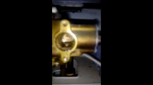 Газовая колонка VEKTOR 20-W, потекла и прогорела.