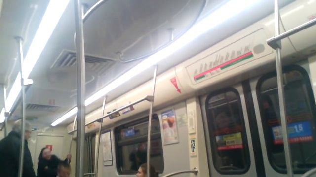 Нет мест в Метро смотреть онлайн