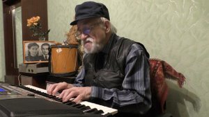 "ПЕСНЯ ВЫПУСКНИКОВ ИНСТИТУТА" СЛОВА Ф.В.ГИНЗБУРГА.