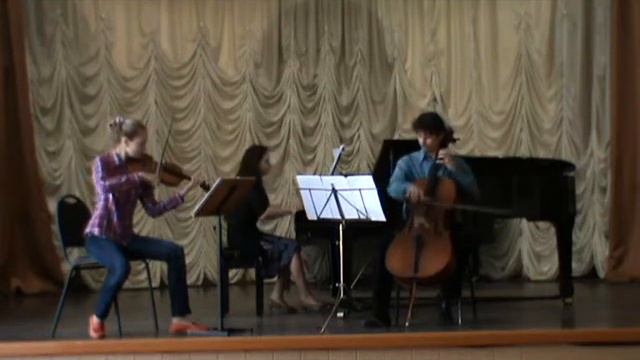 бетховен трио ре-мажор 1ч смотреть онлайн