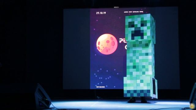 Крипер-майнкрафт (Cosplay дефиле) - Planet Con 2019 смотреть онлайн