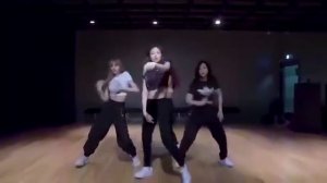 Dance lagu dududu (black pink)