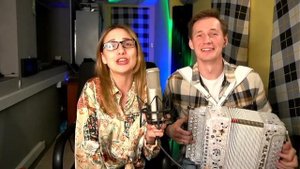 "Я деревенская" || Паша & Маша || с добром и любовью