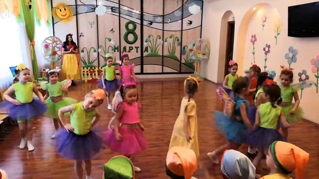средняя группа танец Бабочки и цветы смотреть онлайн