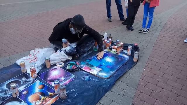 Spray paint artist Andris Baltvilks