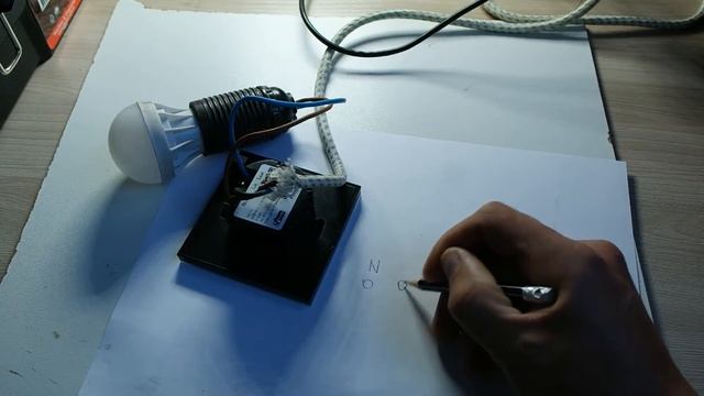 Сенсорный Wi-Fi выключатель Sonoff смотреть онлайн