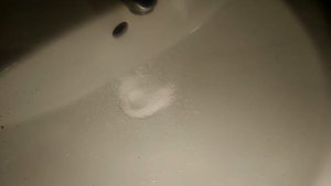 Устранение засора в раковине, с помощью перкарбоната натрия