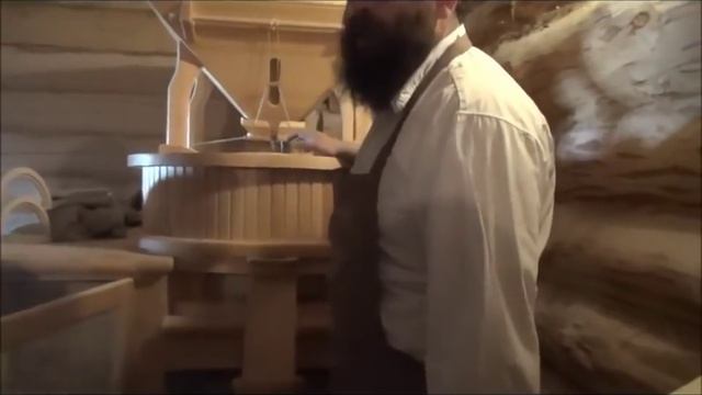 Мастер-класс по выпечке настоящего бездрожжевого хлеба в русской печи.