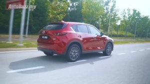 中型中阶SUV之战：SUVMazda CX-5 2.5 vs Toyota RAV4 2.5 ft Tai Choo Yee 戴祖億- AutoBuzz.my 中文