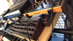 Behringer Crave and Pro-1 Tandem Sequence