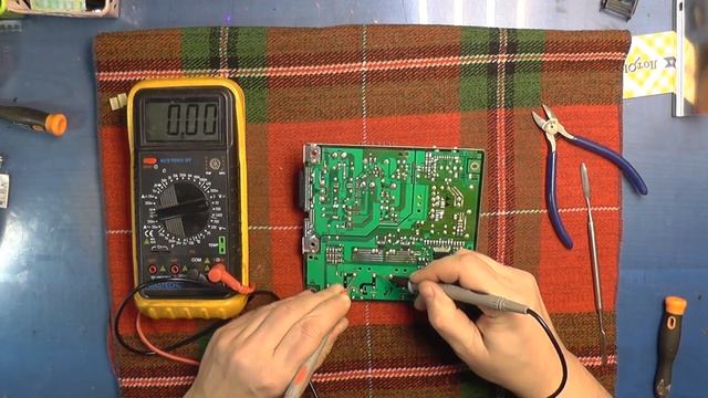 Ремонт монитора Samsung 931BF смотреть онлайн