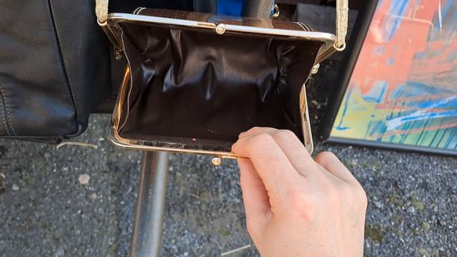 Сумки на Барахолке в Германии 2 смотреть онлайн