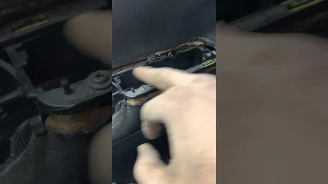 Разбор обшивки двери пассат б5 смотреть онлайн