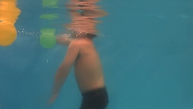 Бассейн Ква-кватория Павел 3г смотреть онлайн