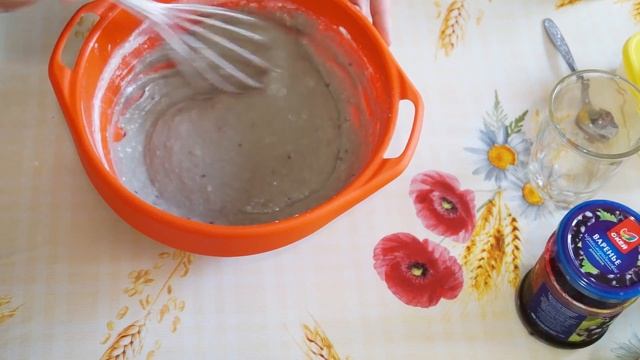 Простой пирог на чайной заварке с вареньем Быстро и вкусно