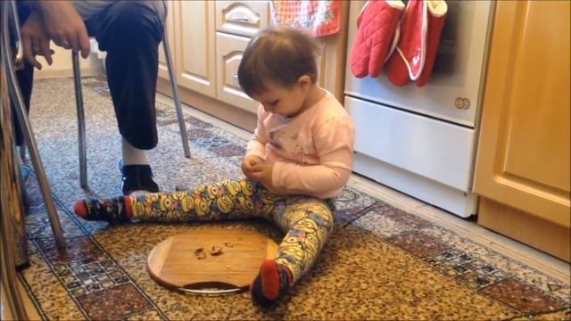 Как быстро и правильно колоть грецкие орехи. смотреть онлайн