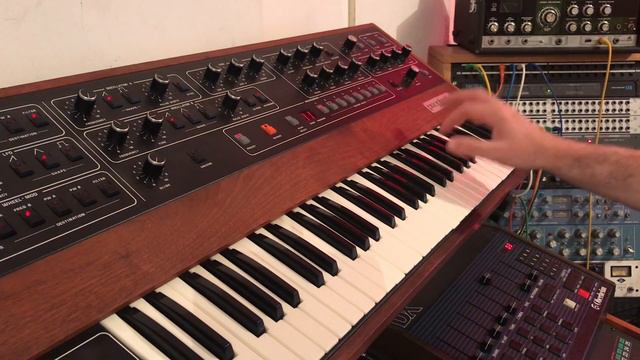 Theme From Beverly Hills Cop - Axel F - Harold Faltermeyer смотреть онлайн